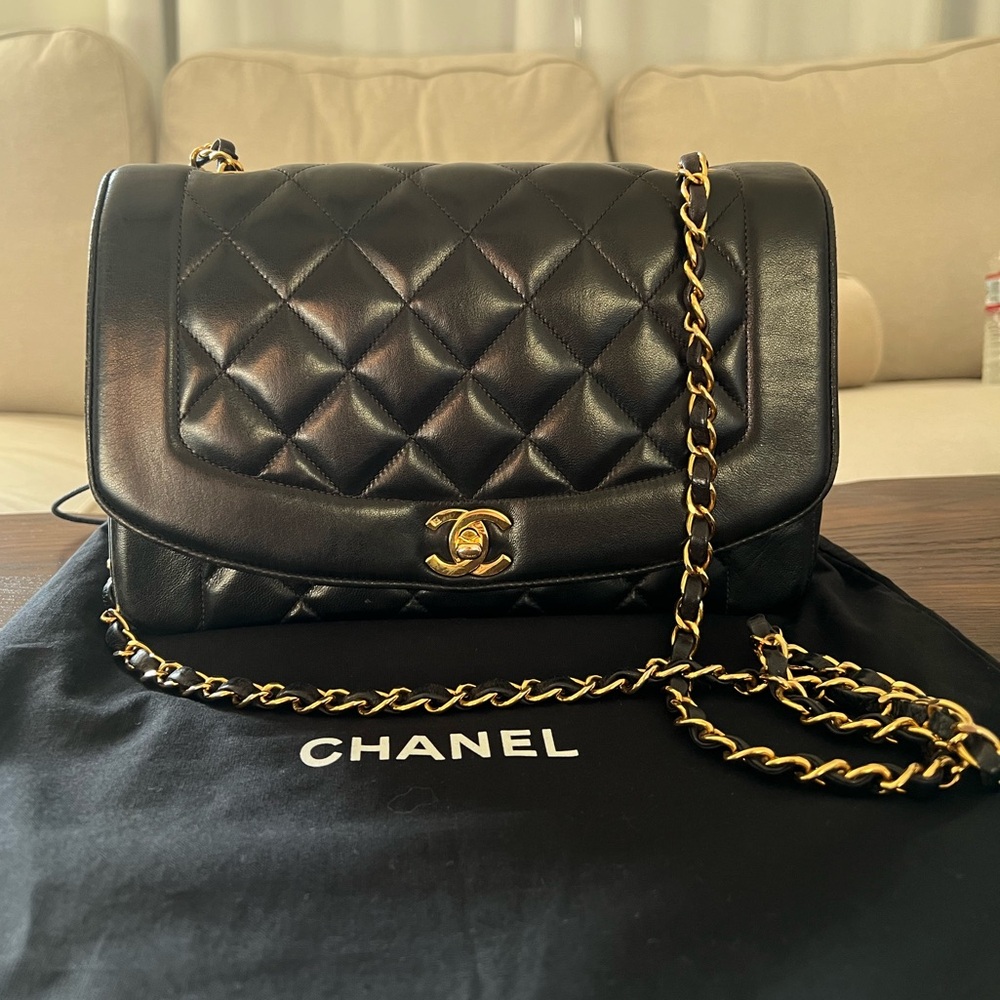 ‼️CHANEL VINTAGE DIANA ‼️